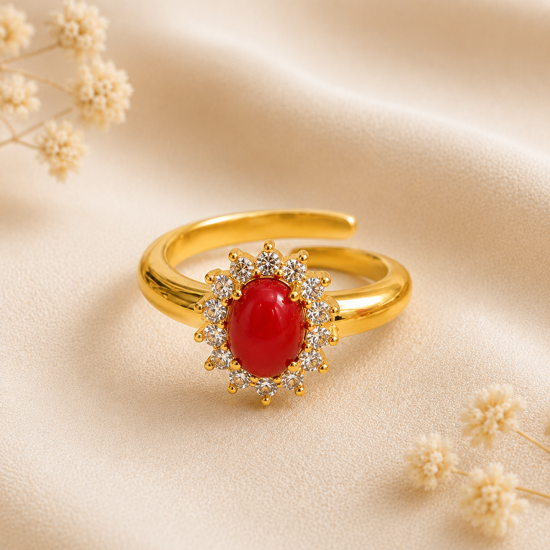 Anello regolabile in Argento 925 placcato oro con cabochon ovale di Corallo Rosso Naturale del Mediterraneo e zirconi bianchi